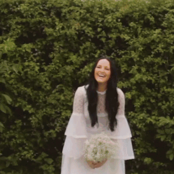 Wedding photographer story ad example